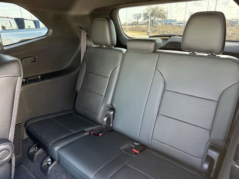 Used 2025 Buick Enclave Sport Touring w/ Power Package image 30