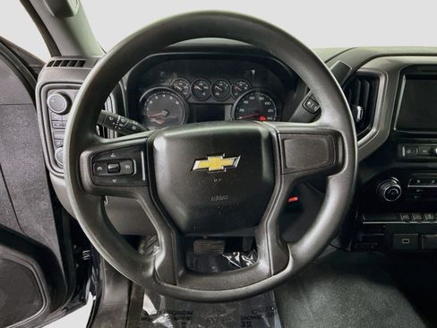 Used 2020 Chevrolet Silverado 1500 Custom w/ Custom Value Package AWD/4WD image 13