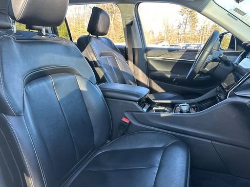 Used 2022 Jeep Grand Cherokee L Limited image 17