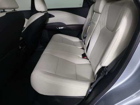 Used 2024 Lexus RX 350 FWD w/ Technology Package image 8