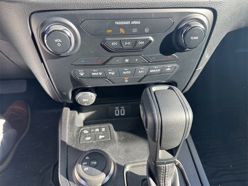 Certified 2020 Ford Ranger XLT w/ FX4 Off-Road Package image 16