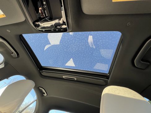 Used 2024 Mercedes-Benz C 300 C 300 image 28