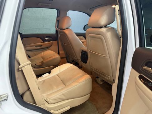 Used 2012 GMC Yukon Denali AWD/4WD image 27
