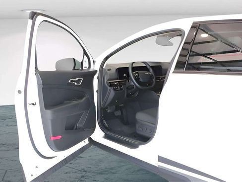 New 2026 Kia Sportage S AWD/4WD image 44