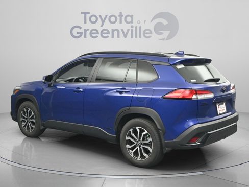 Used 2024 Toyota Corolla Cross AWD Hybrid image 9