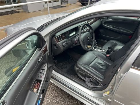 Used 2015 Chevrolet Impala LTZ image 8