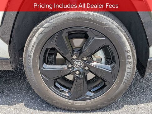 Certified 2020 Toyota RAV4 XSE w/ XSE Grade Weather Package AWD/4WD image 12