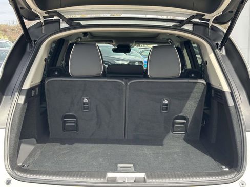 Certified 2026 Acura MDX w/ Advance Package image 12