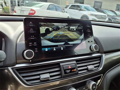 Used 2022 Honda Accord Sport image 19