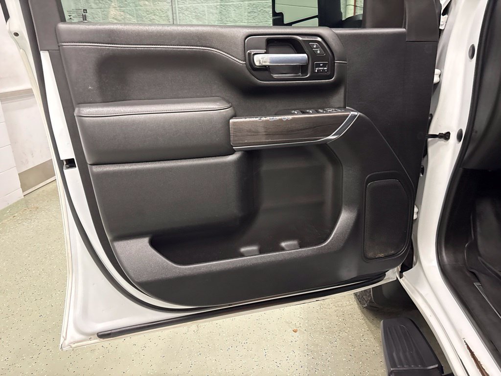 Used 2021 Chevrolet Silverado 2500 LTZ AWD/4WD image 14