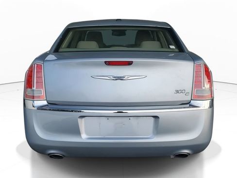 Used 2013 Chrysler 300 C image 6