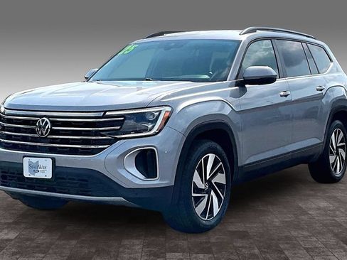 Used 2025 Volkswagen Atlas SE AWD/4WD image 25