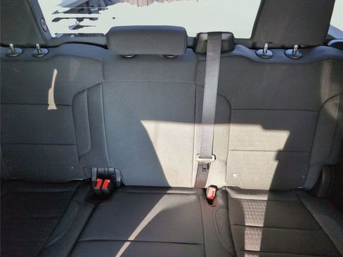 New 2026 GMC Sierra 1500 Elevation image 24