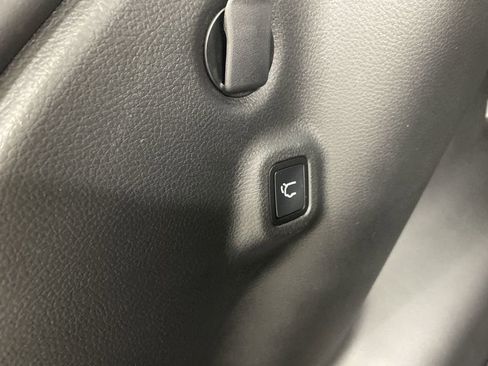 Used 2022 Jeep Compass Latitude w/ Convenience Group image 22