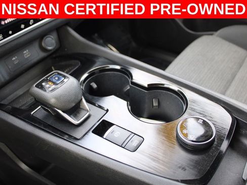 Certified 2022 Nissan Rogue SV image 41