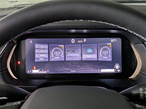 New 2025 Jeep Grand Cherokee Altitude image 28