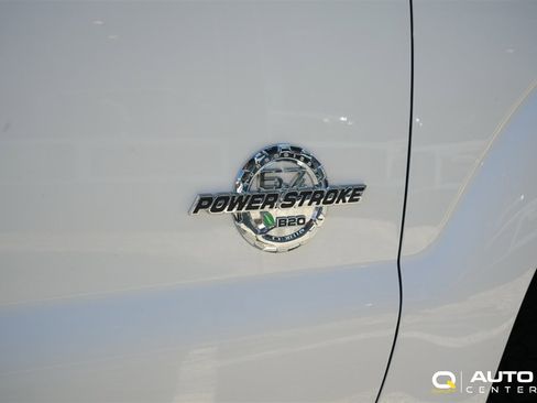 Used 2015 Ford F350 XLT w/ FX4 4x4 Off Road Package image 4