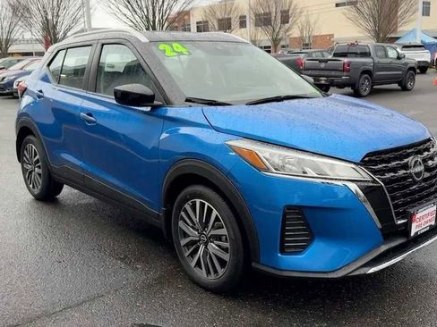 Certified 2024 Nissan Kicks SV image 5