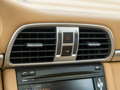 Used 2009 Porsche 911 Carrera S image 26