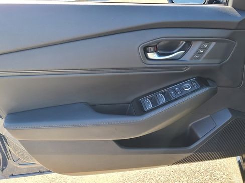Used 2024 Honda Accord Touring image 9