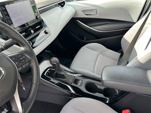 Used 2022 Toyota Corolla SE image 11