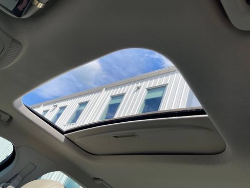 Used 2014 Ford Fusion Titanium FWD image 10