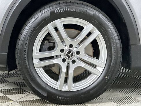 Certified 2022 Mercedes-Benz GLB 250 4MATIC image 36