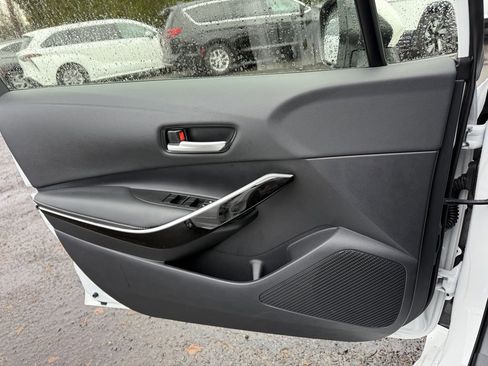 Certified 2024 Toyota Corolla XLE image 23