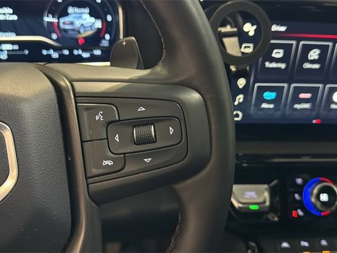 Used 2025 GMC Sierra 1500 AT4 w/ AT4 Premium Package image 32