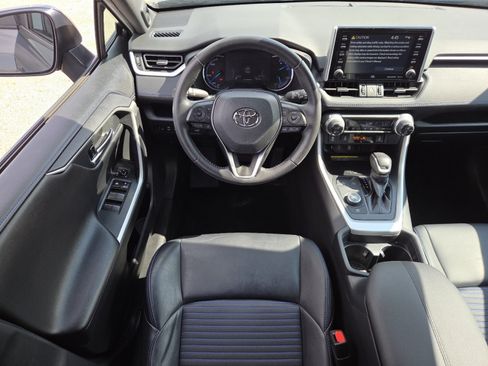 Used 2020 Toyota RAV4 XSE AWD/4WD image 27