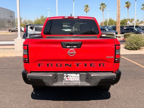 Certified 2022 Nissan Frontier S w/ Technology Package AWD/4WD image 5
