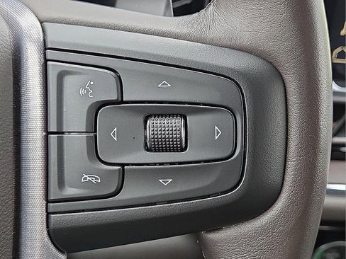 Used 2022 GMC Sierra 1500 SLT w/ SLT Convenience Package image 19