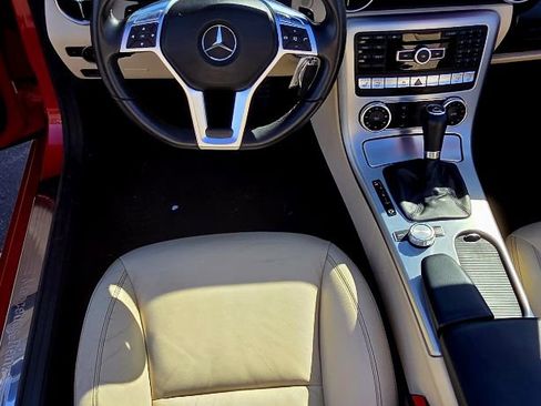 Used 2012 Mercedes-Benz SLK 350 image 12