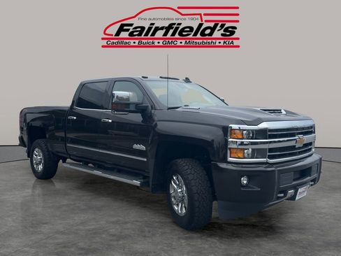 Used 2019 Chevrolet Silverado 3500 High Country w/ Duramax Plus Package image 7