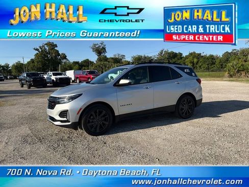 Used 2022 Chevrolet Equinox RS w/ RS Leather Package FWD image 3