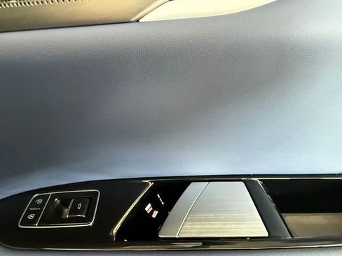 New 2025 Cadillac Optiq Sport 2 image 27