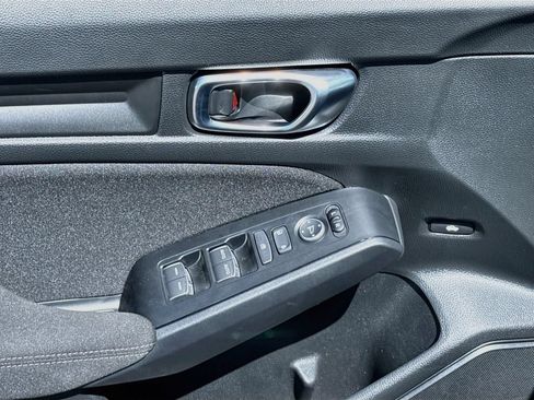 Used 2026 Honda Civic Sport image 31