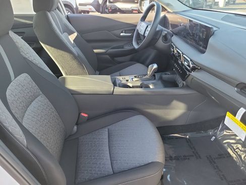 New 2026 Nissan Sentra SV w/ Floor Mat Package FWD image 18