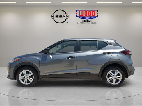 Certified 2025 Nissan Kicks Play S FWD image 5