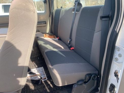 Used 2010 Ford F250 XL image 11