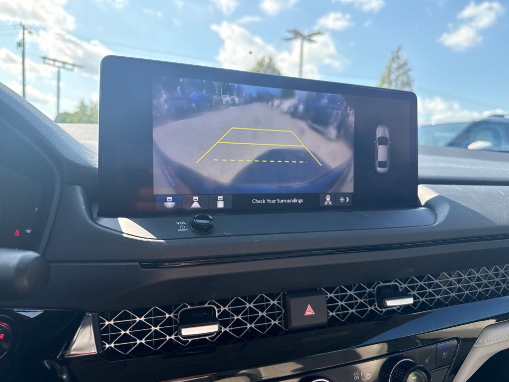 Used 2023 Honda Accord Touring image 12