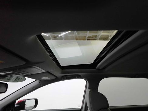 Certified 2022 Honda CR-V Touring image 24