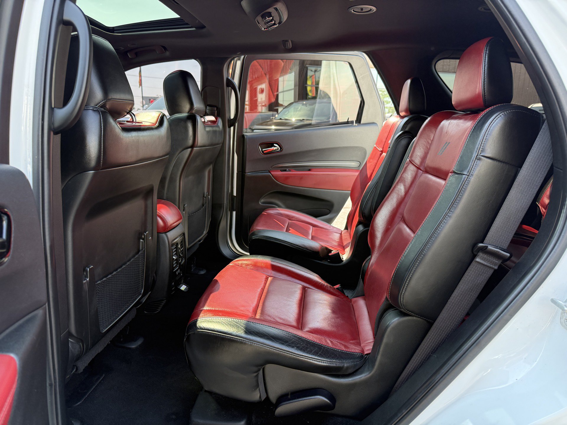Used 2021 Dodge Durango R/T w/ Tow 'N Go Package AWD/4WD image 29
