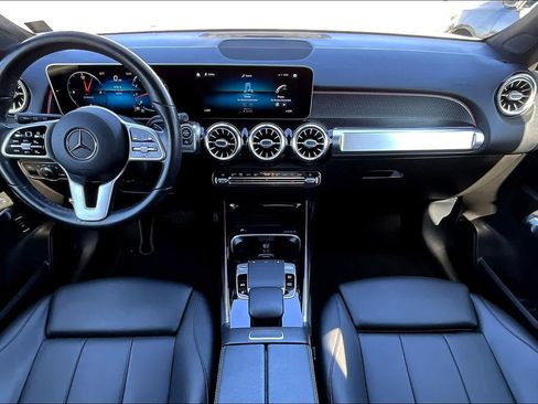 Used 2020 Mercedes-Benz GLB 250 GLB 250 image 16
