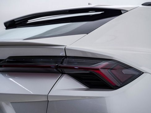 Used 2024 Lamborghini Urus S image 13