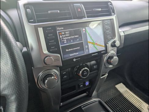 Used 2023 Toyota 4Runner SR5 Premium w/ Moonroof Package RWD image 18