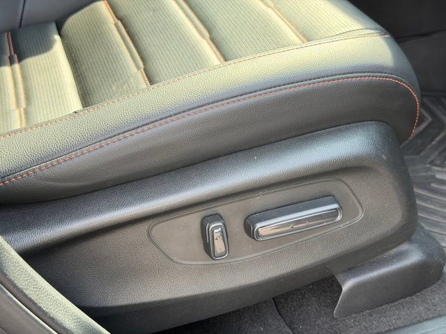 Used 2025 Honda CR-V Sport Touring image 10