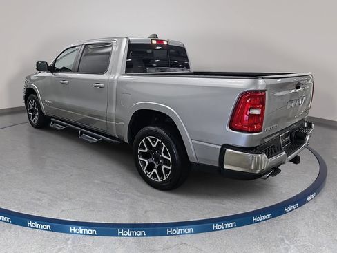Used 2025 RAM 1500 Laramie AWD/4WD image 9