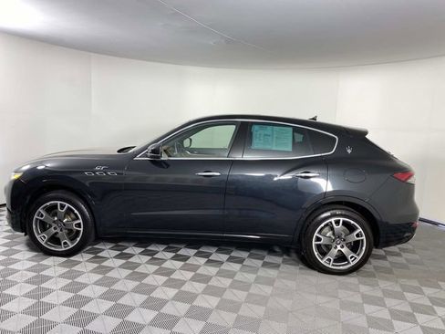 Used 2023 Maserati Levante GT AWD/4WD image 5
