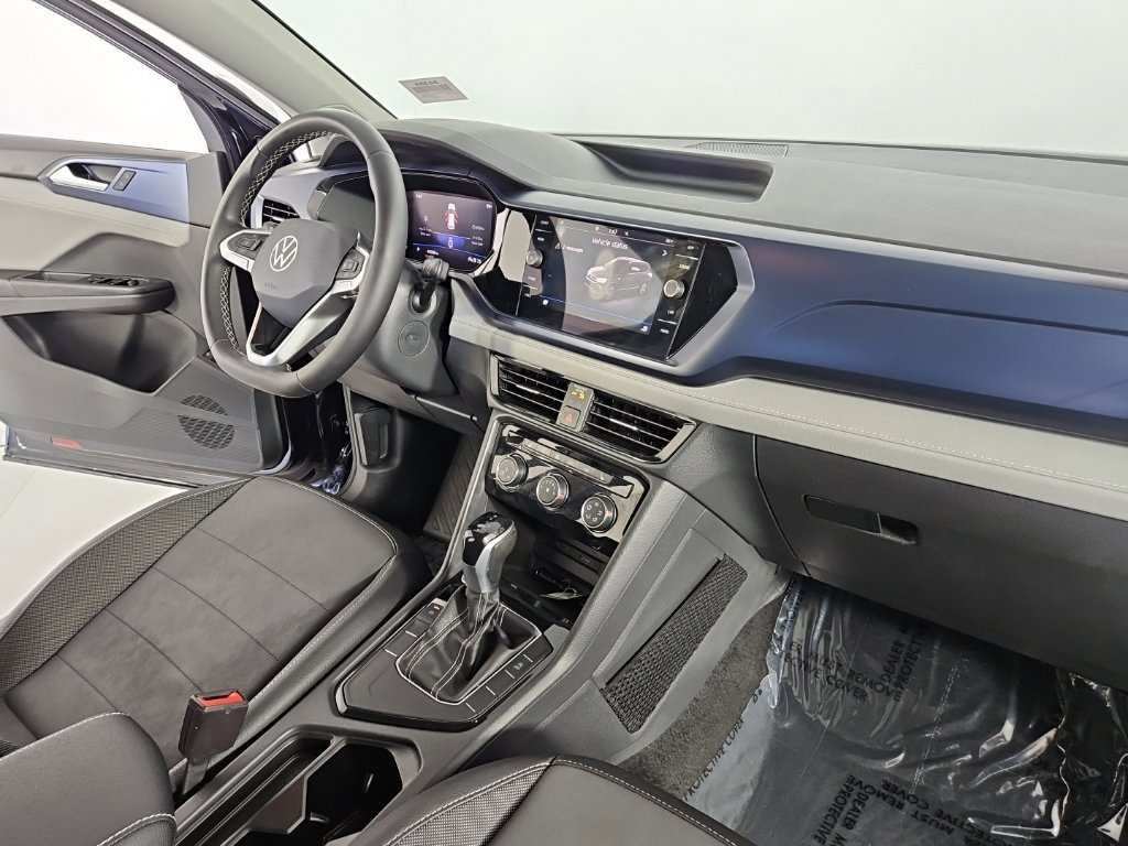 Certified 2023 Volkswagen Taos SE FWD image 13